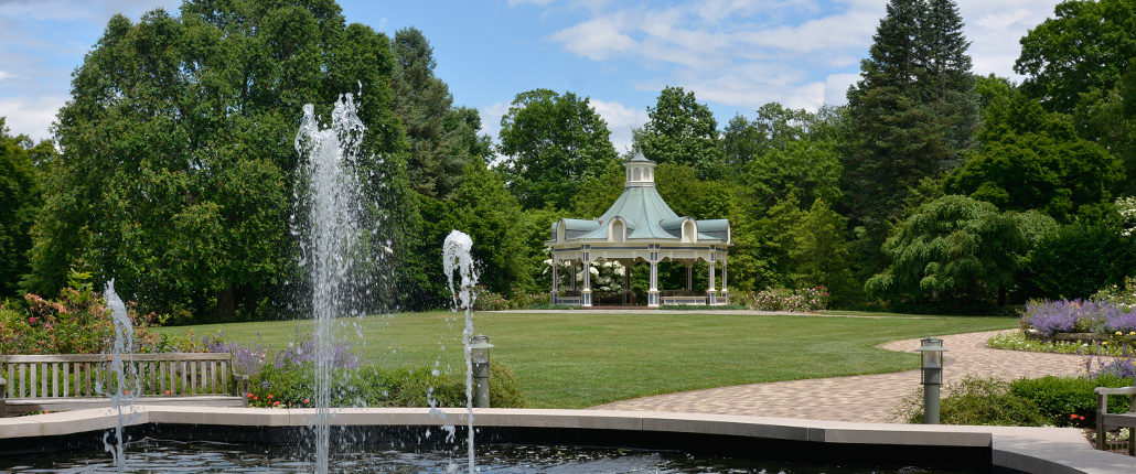 Gazebo at the gardens with the fountain running