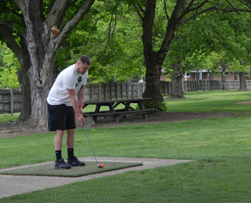 Golfer at Par 3 Golf Course at Wick Recreation Area, Mill Creek MetroParks