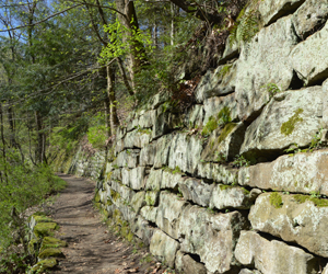 Artists' Trail in Mill Creek MetroParks