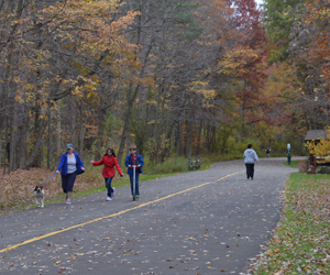 Visitors on the East Golf Hike & Bike Trail in Mill Creek MetroParks